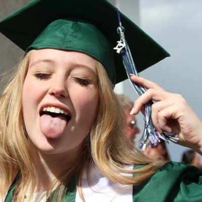 Profile Picture of Chloe Stevenson (@chlo_chlo917) on Twitter