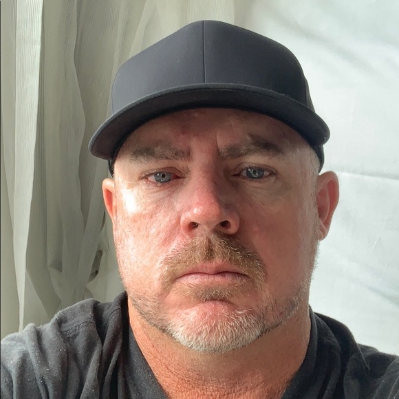 Curtis Triffett - Poshmark Profile Picture of Curtis Triffett (@triffo72) on Poshmark