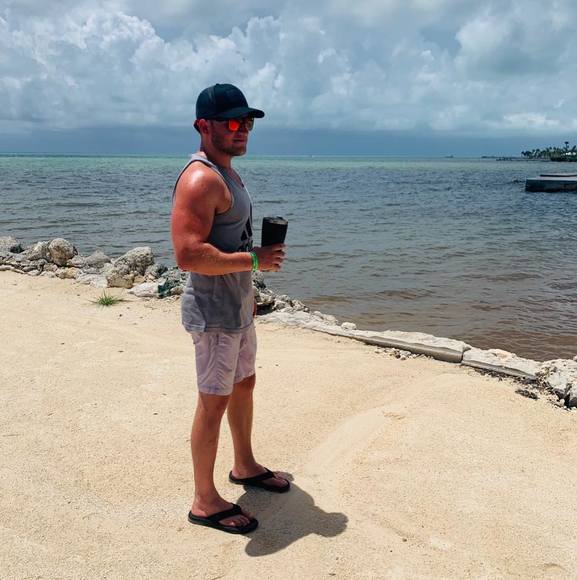Profile Picture of Mark Vandesteeg (@markvandesteeg) on Poshmark