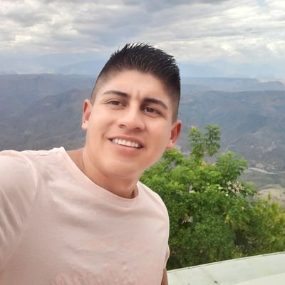 Profile Picture of Gustavo Zamudio (@Gustavo951014) on Twitter