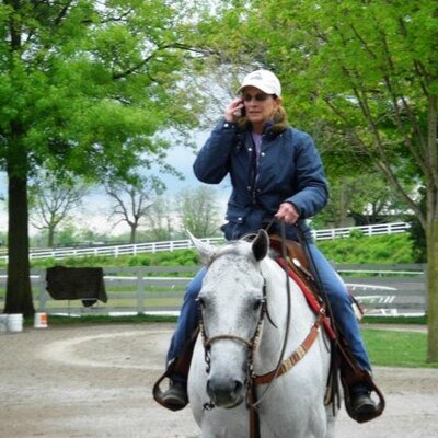 Profile Picture of Michael Ewing (@bantryfarms) on Twitter