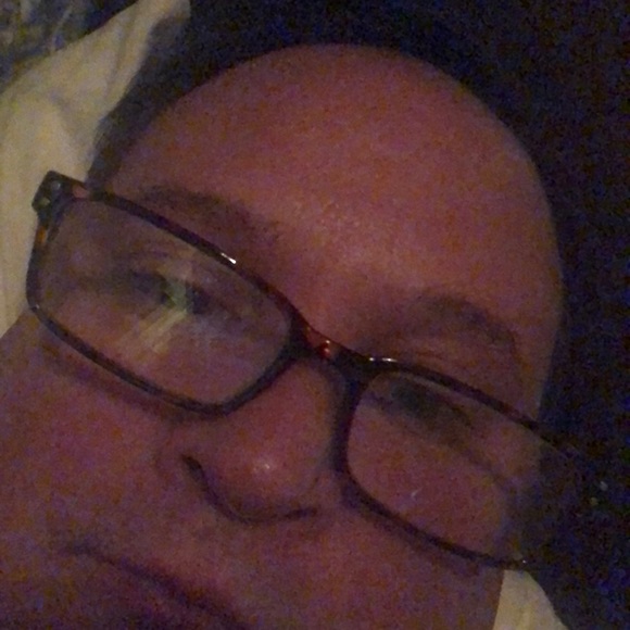 Profile Picture of Mamatthew Heald (@mjh72r) on Poshmark
