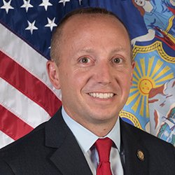 Profile Picture of Basil Seggos (@BasilSeggos) on Twitter