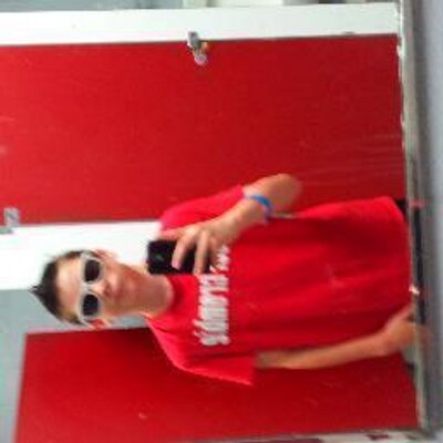 Profile Picture of Craig Calvert (@@Calvert_Ellie) on Twitter