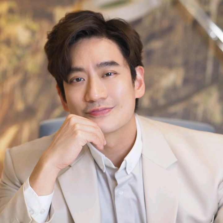 Profile Picture of James Lee Wong (@jame.sleewong) on Tiktok