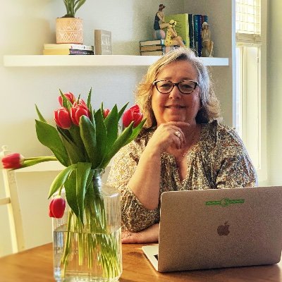 Profile Picture of Renee Chisholm (@pcrgrealtygroup) on Twitter