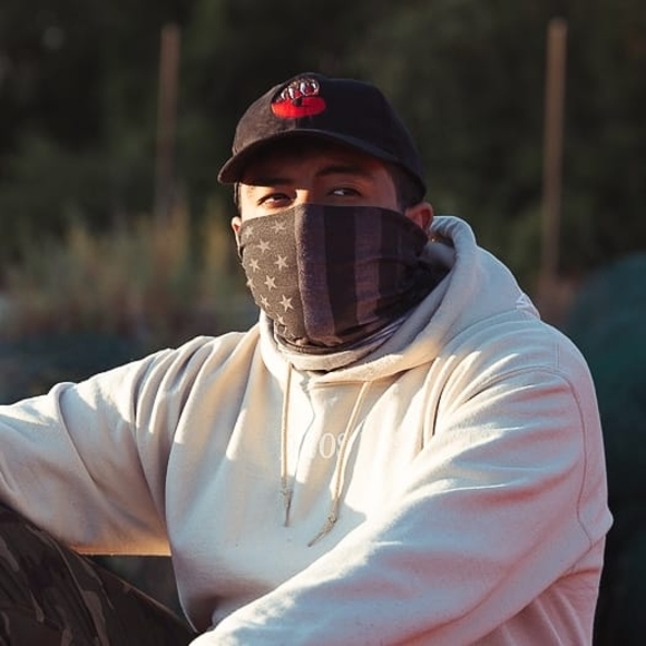 Profile Picture of Sean Chenet (@seanchenet) on Poshmark