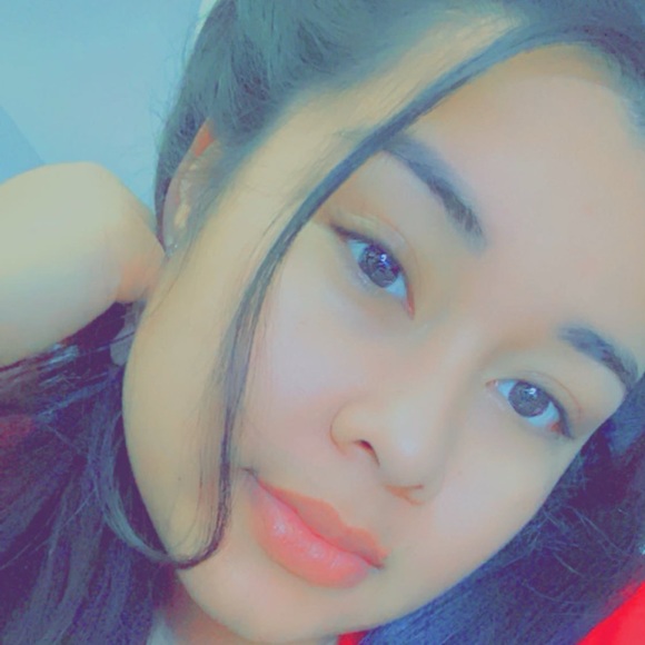 Profile Picture of Blanca Rosales (@sandovalrosales) on Poshmark