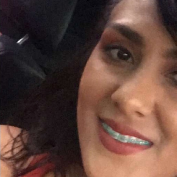 Profile Picture of Monica Cordova (@monis1991) on Poshmark