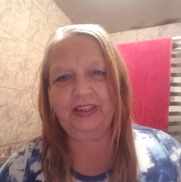 Profile Picture of Doris Barron (@bsrrjj) on Poshmark