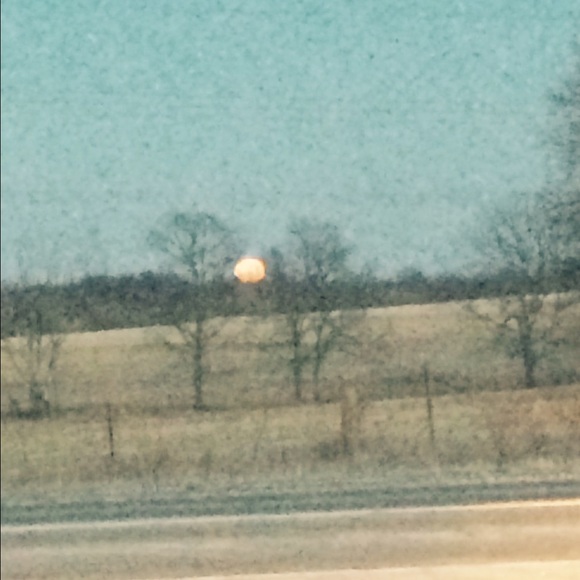 Profile Picture of Kate Davis (@katedavis85) on Poshmark