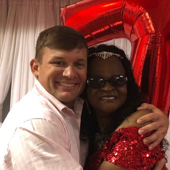 Russell Ott - Poshmark Profile Picture of Russell Ott (@legare4) on Poshmark