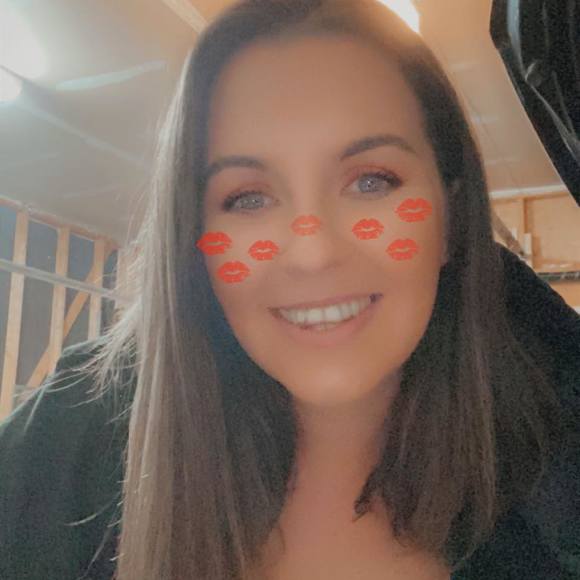 Profile Picture of Crystal Mcfarlin (@crystalmcfarlin) on Poshmark