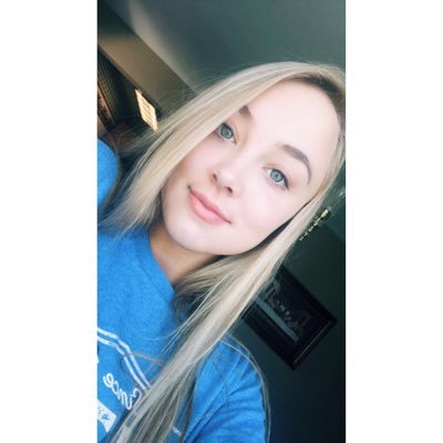 Profile Picture of Kelli Williams (@kelli_marie_w) on Twitter