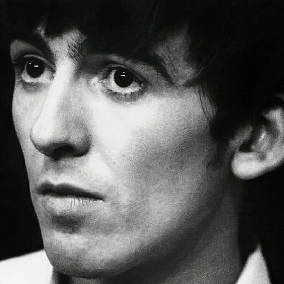 Profile Picture of Suzanne Binns (@zbenz) on Poshmark