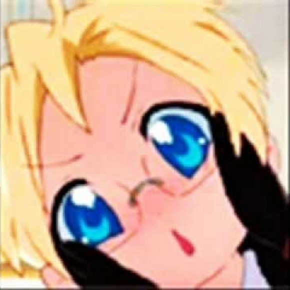 Profile Picture of Cloud Strife (@oinoya) on Poshmark