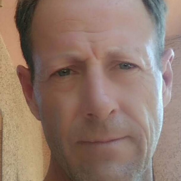 Profile Picture of Daniel Wessels (@danielwessels) on Poshmark