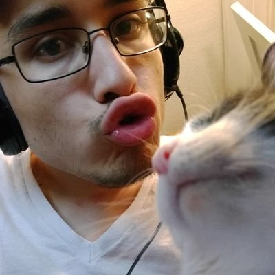 Profile Picture of Robert Honeycutt (@DisgruntledBob) on Twitter