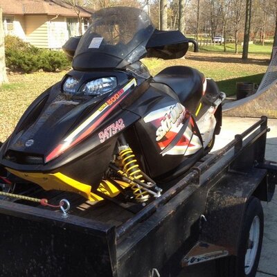 Profile Picture of Aaron Hoffer (@hoffa1693) on Twitter