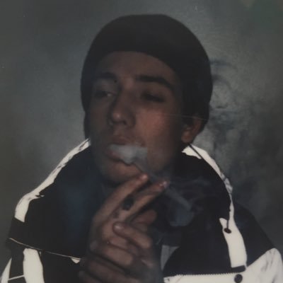 Profile Picture of SmellyFurtado (@HoneyBlakewoods) on Twitter