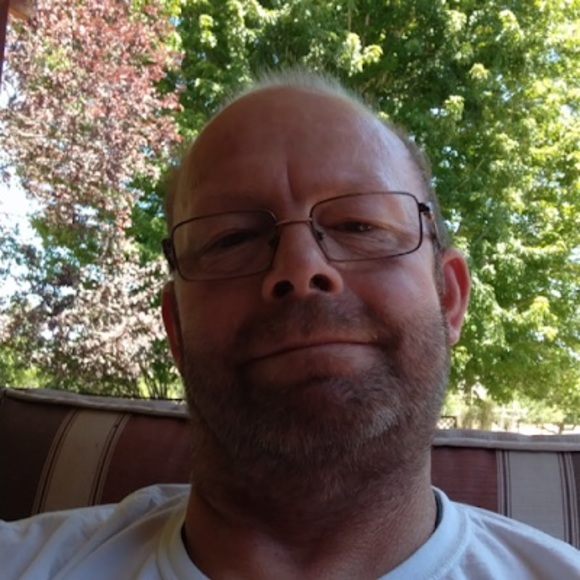 Profile Picture of Jason Eggert (@jasoneggert8) on Poshmark