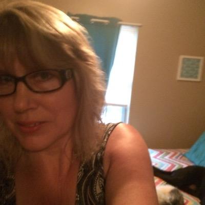 Profile Picture of Lori Kelsay (@lorik573) on Twitter