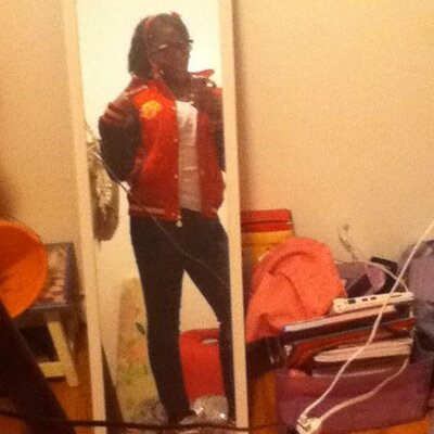 Profile Picture of Sequoia Coleman (@Snookiehoneybee) on Twitter