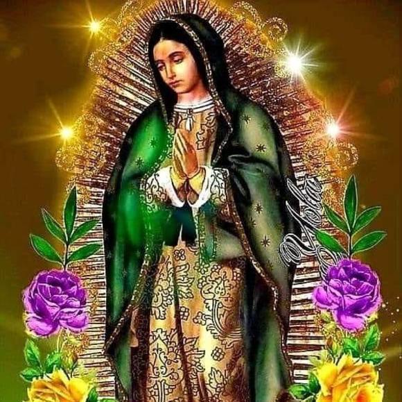 Profile Picture of Wicky Gonzalez (@vicky123455) on Poshmark