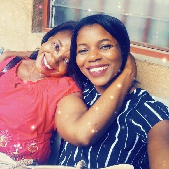 Profile Picture of Blessing Etukuyo (@blessingetukuyo) on Poshmark