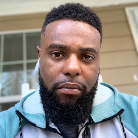 Profile Picture of Calvin Mcglown (@cjmcglow) on Poshmark