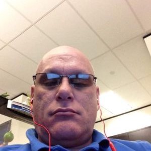 Profile Picture of Dave E Des Marais (@DaveEDesMarais1) on Twitter