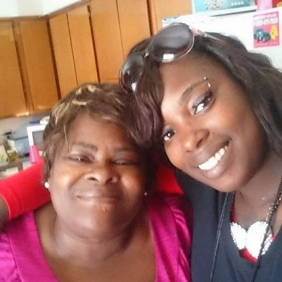 Brooklyn Blackshear - Poshmark Profile Picture of Brooklyn Blackshear (@mblackshear24) on Poshmark