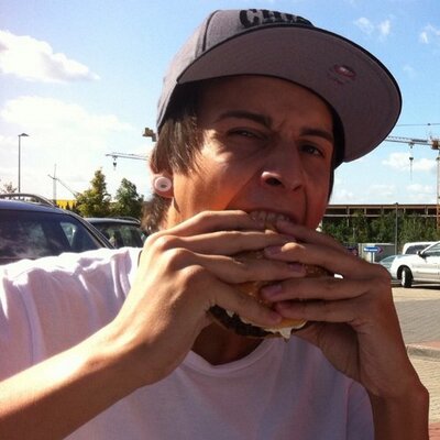 Profile Picture of Frank S (@FrankyStu) on Twitter