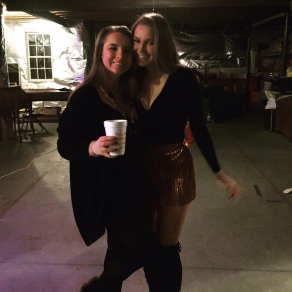 Profile Picture of Luci Cassiere (@lcassiere22) on Poshmark