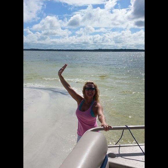 Profile Picture of Pam Vollrath (@pvollrath68) on Poshmark