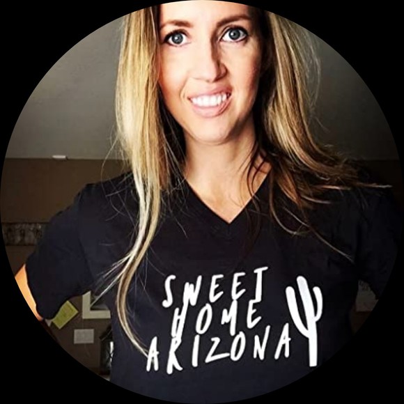 Profile Picture of Rhonda Converse (@rrrcon981) on Poshmark