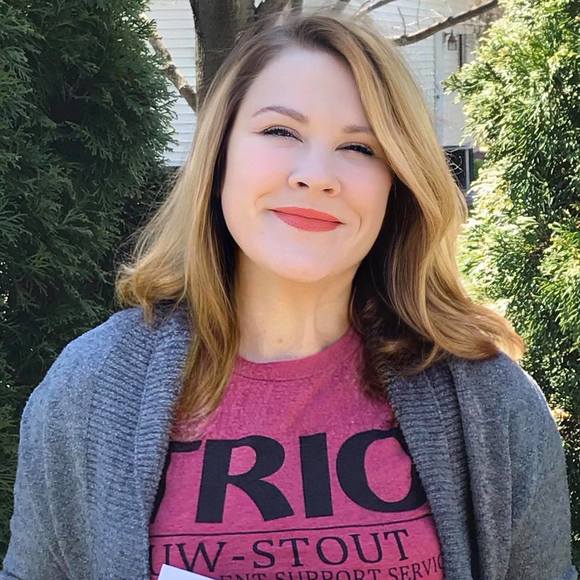Profile Picture of Angela Bistram ruppe (@aruppe) on Poshmark