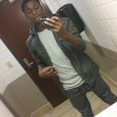 Aaron Ruffin - Twitter Profile Picture of Aaron Ruffin (@Finesse_ur_rack) on Twitter