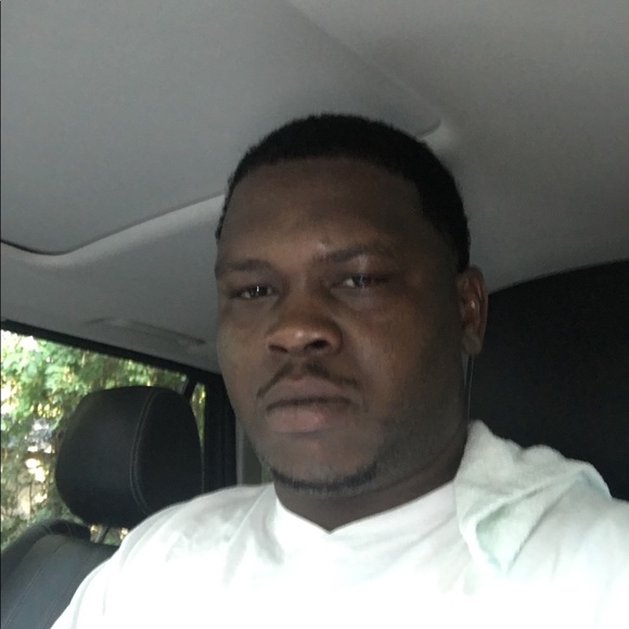 Profile Picture of Charles Epps (@rasul80) on Poshmark