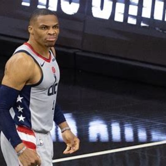 Profile Picture of Dante Iafrate (@dante_iafrate04) on Poshmark