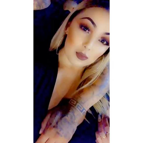 Profile Picture of Monique Victor vargas (@cachetonabby1) on Poshmark