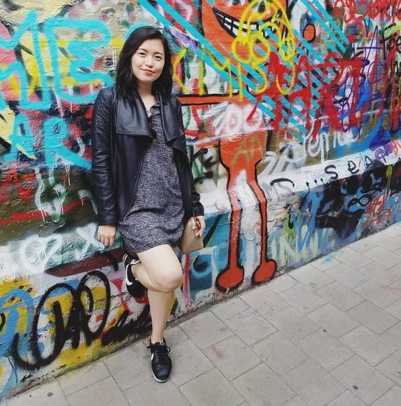 Profile Picture of Alice Meng (@falsemoustache) on Poshmark