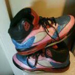 Profile Picture of Victor Knight (@vickvickcustomkicks) on Instagram