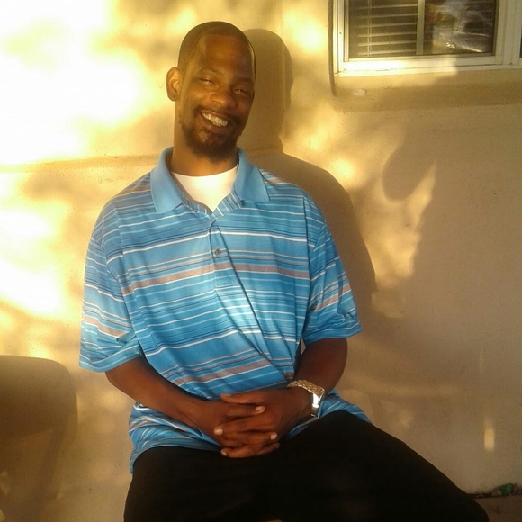 Profile Picture of Maurice Edwards (@mauriceedwards) on Poshmark