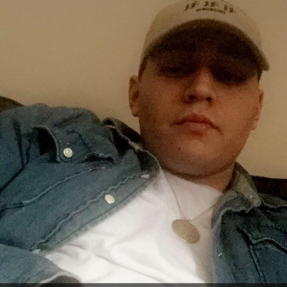 Profile Picture of Dennis Clark (@danthony88) on Poshmark