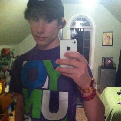 Profile Picture of Ben Dover (@@ItalianMuff) on Twitter