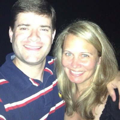 Profile Picture of Amy Ford (@amyeileen80) on Twitter