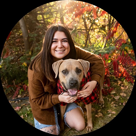 Profile Picture of Taylor Chouanard (@tchoua) on Poshmark