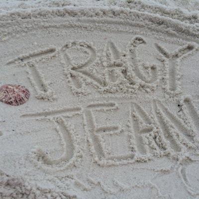 Profile Picture of Tracy Rhoades (@tracyjean1) on Twitter