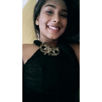 Profile Picture of Laura Hellen (@LauraHellen19) on Twitter